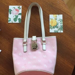 Pink Dooney and Bourke purse